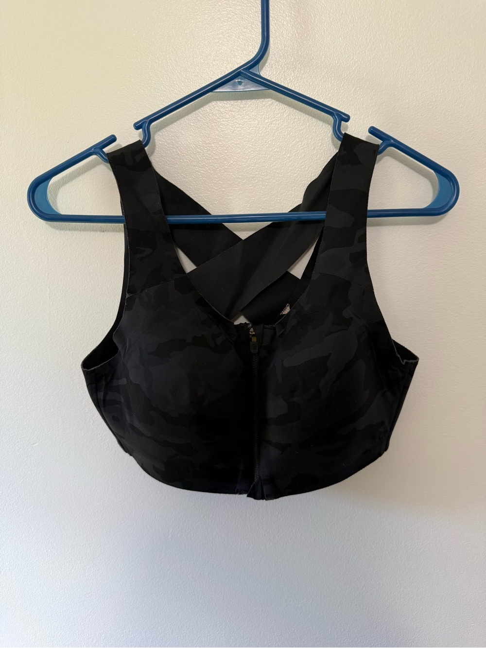 lululemon athletica Black Camouflage Front-Zip Cross-Back Sports Top